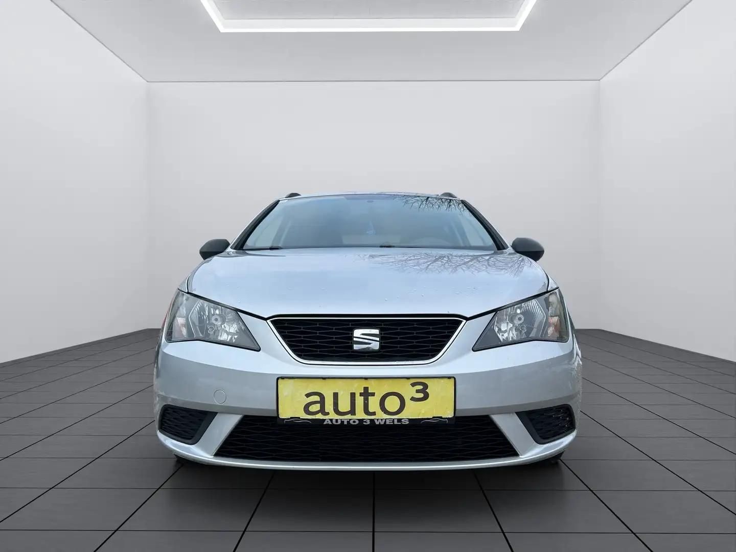 SEAT Ibiza Silber - 2