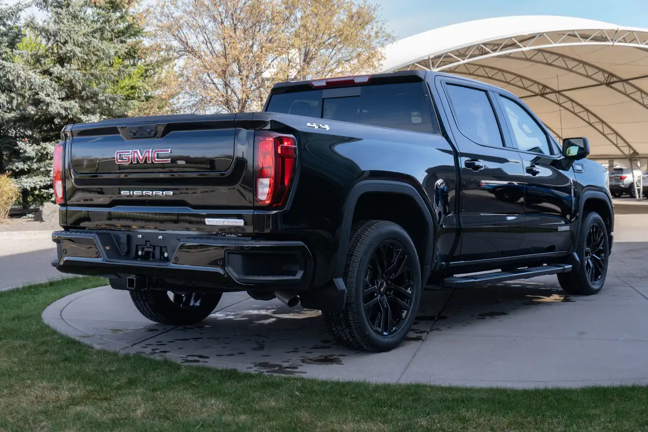 GMC Sierra 1500 снимка GMC Sierra 1500
