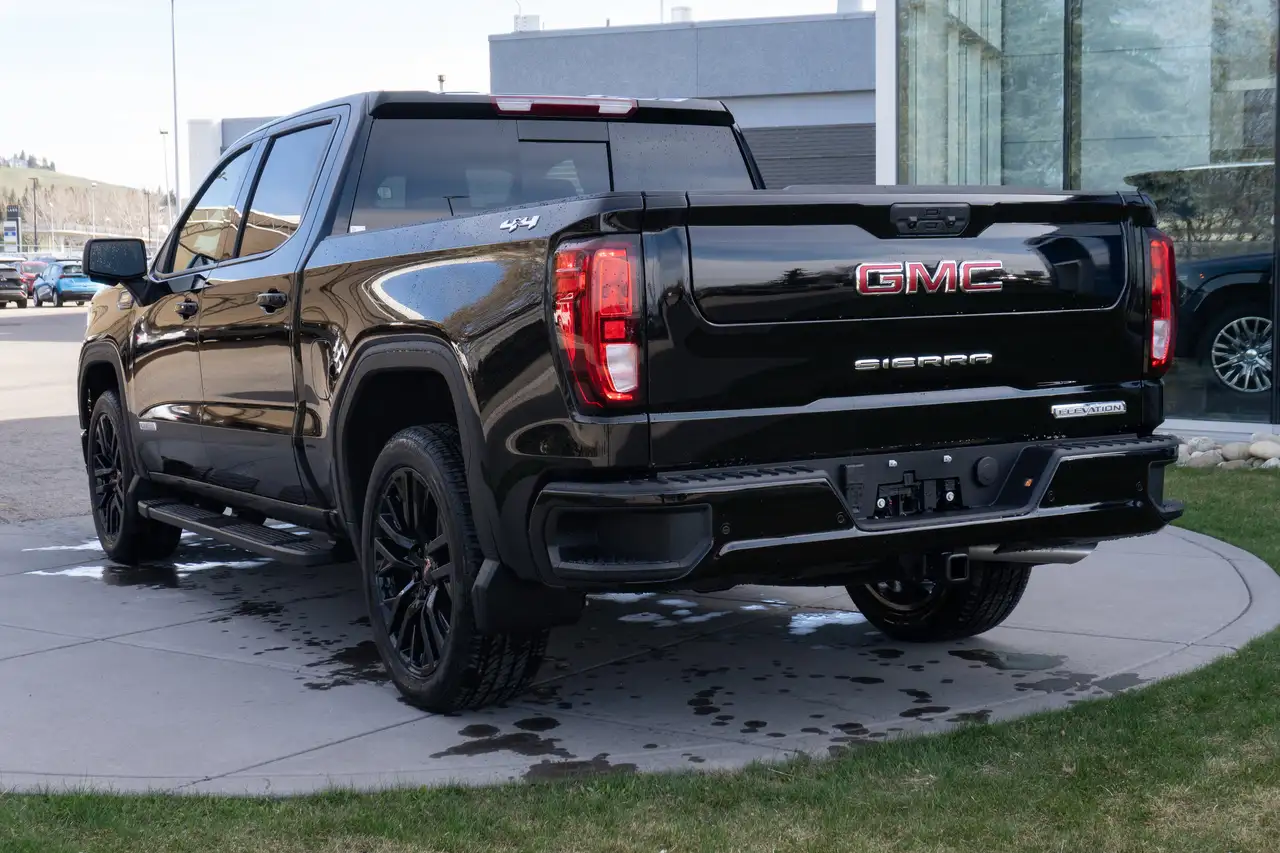 GMC Sierra 1500 снимка GMC Sierra 1500
