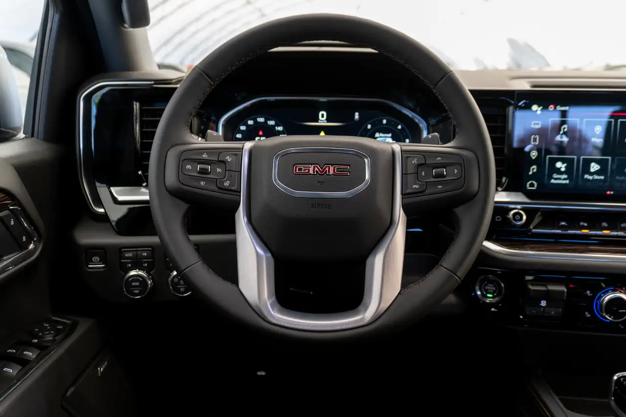 GMC Sierra 1500 снимка GMC Sierra 1500