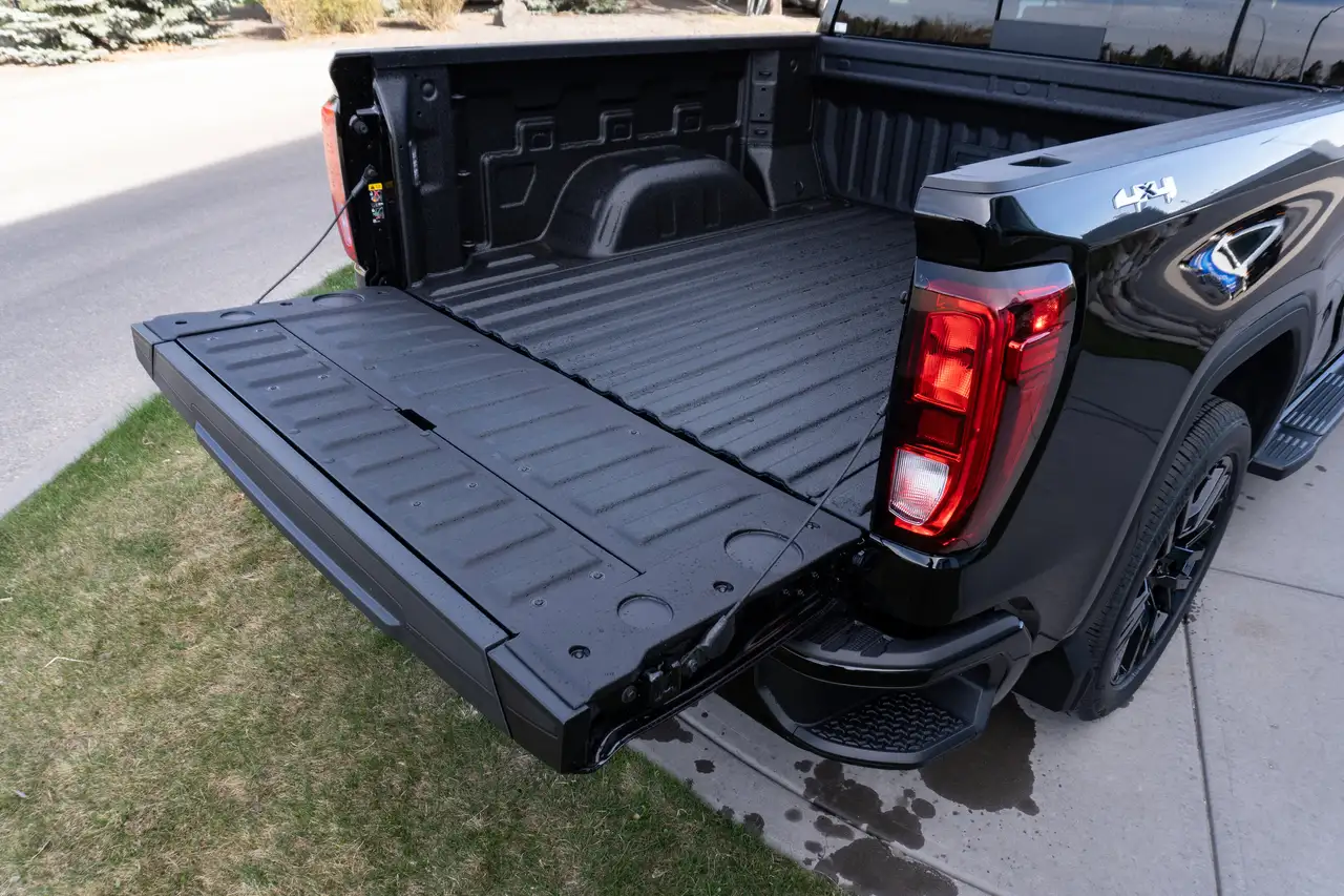 GMC Sierra 1500 снимка GMC Sierra 1500
