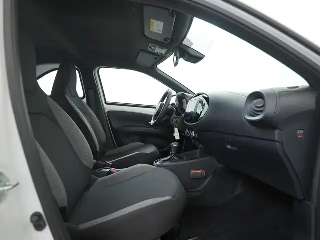 Toyota Aygo X view 3