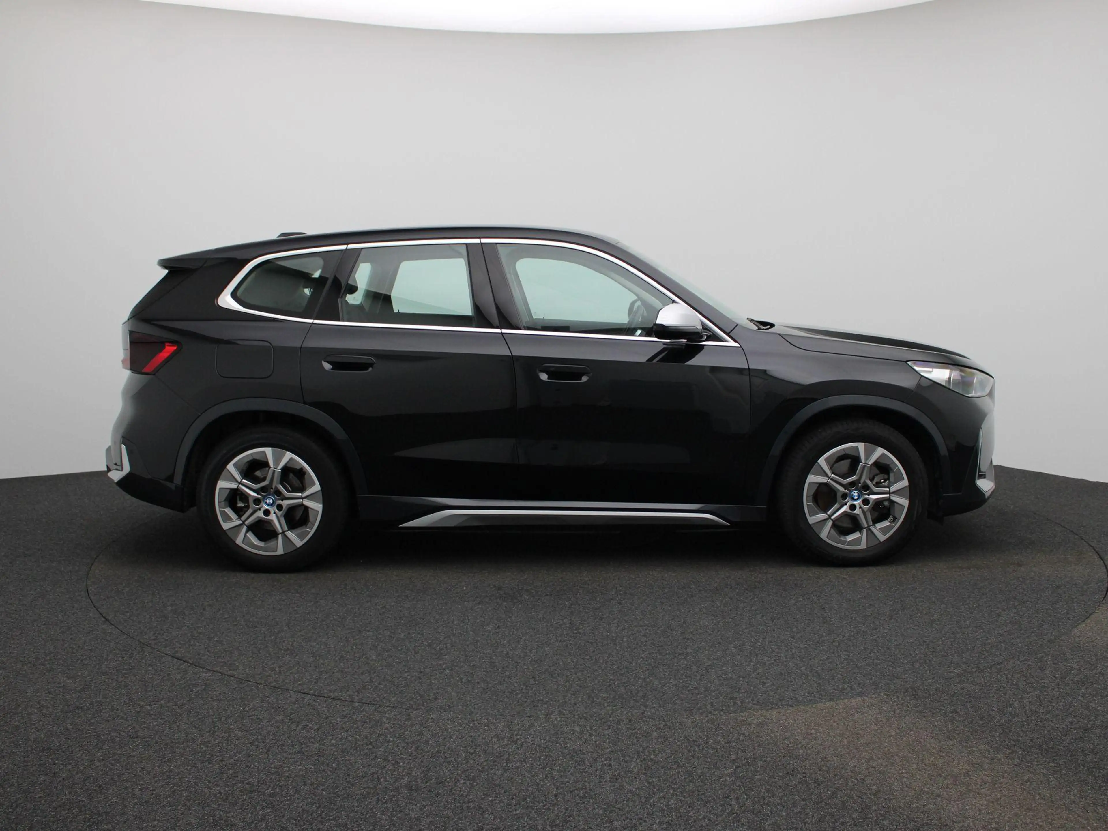 BMW iX1 xDrive30 (200kW) | Climate Control | Stoelverwarmi — photo 6
