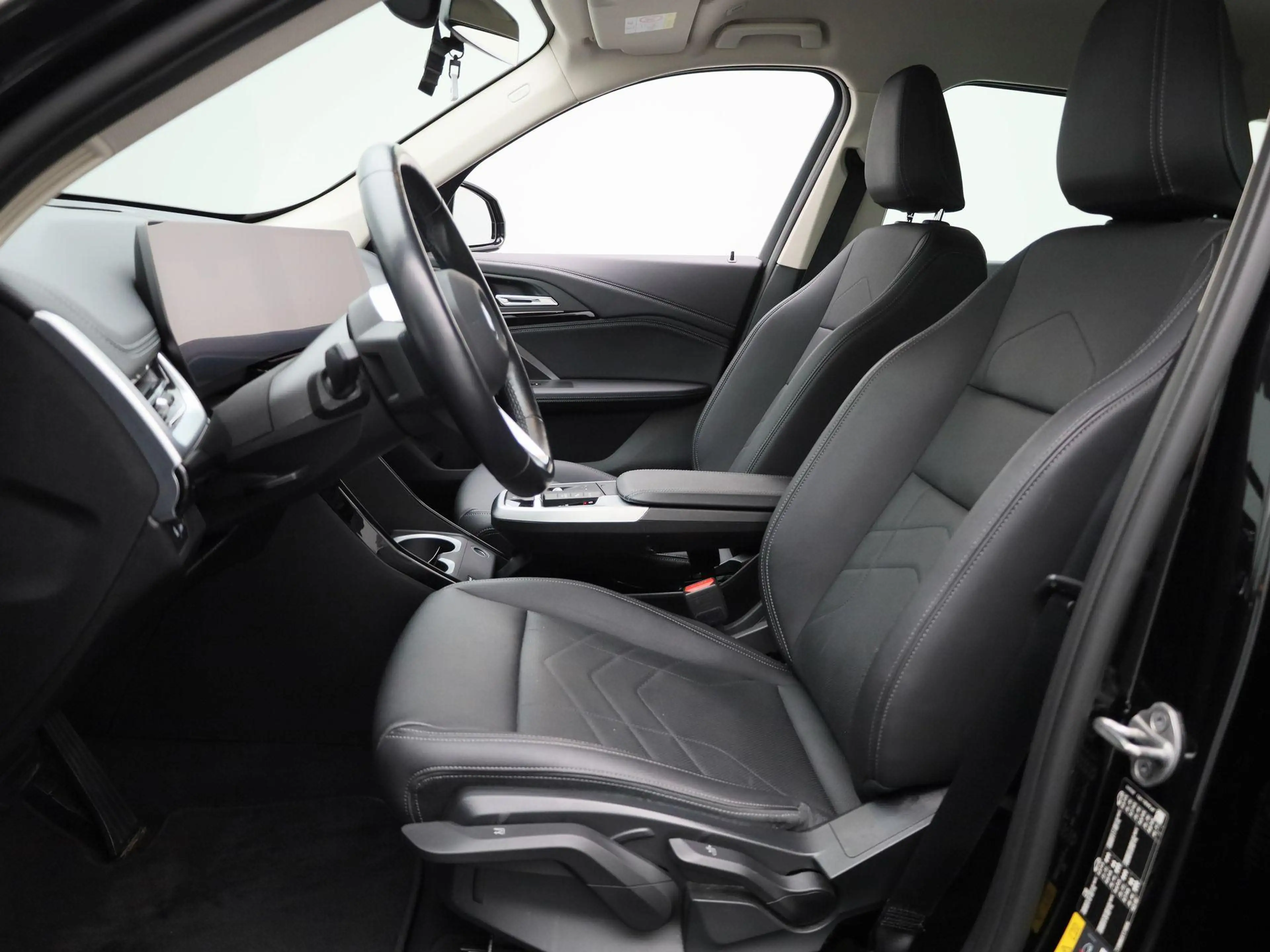 BMW iX1 xDrive30 (200kW) | Climate Control | Stoelverwarmi — photo 11