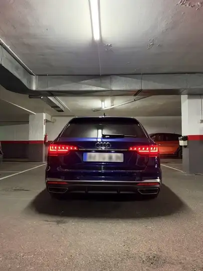 Audi A4 AVANT 2.0 S line 35 TFSI 2023