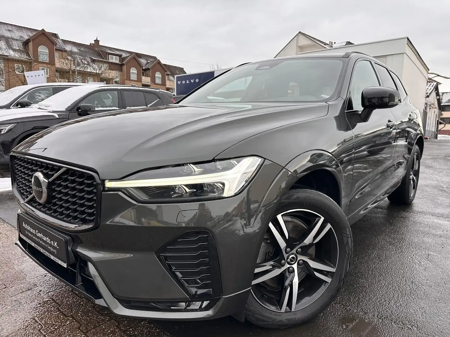 Volvo XC60 B4 AWD R Design AHK,Standh.,ACC,19'',Kamera Grau - 1