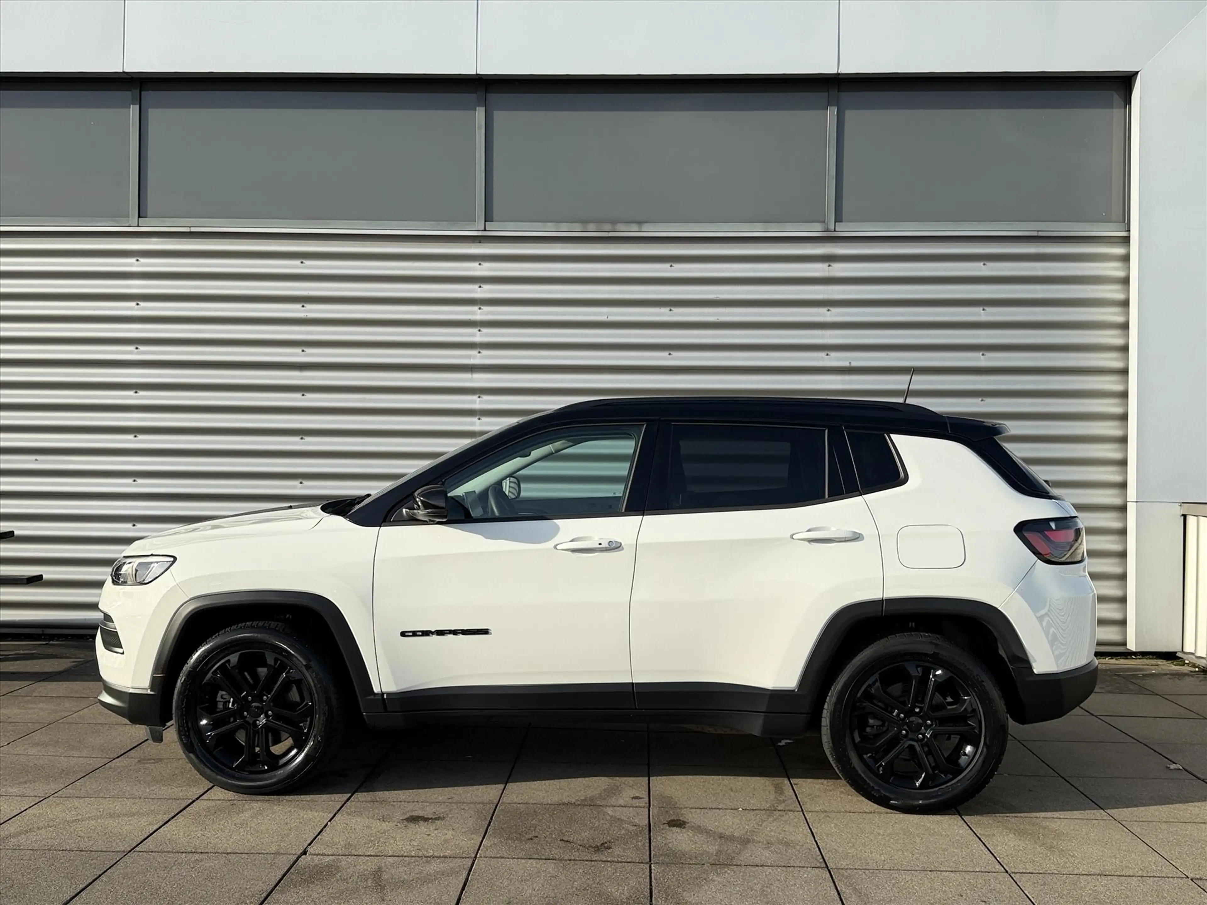 Jeep Compass 1.3T PHEV 4XE 240pk EAWD Automaat Upland Navigatie — photo 8