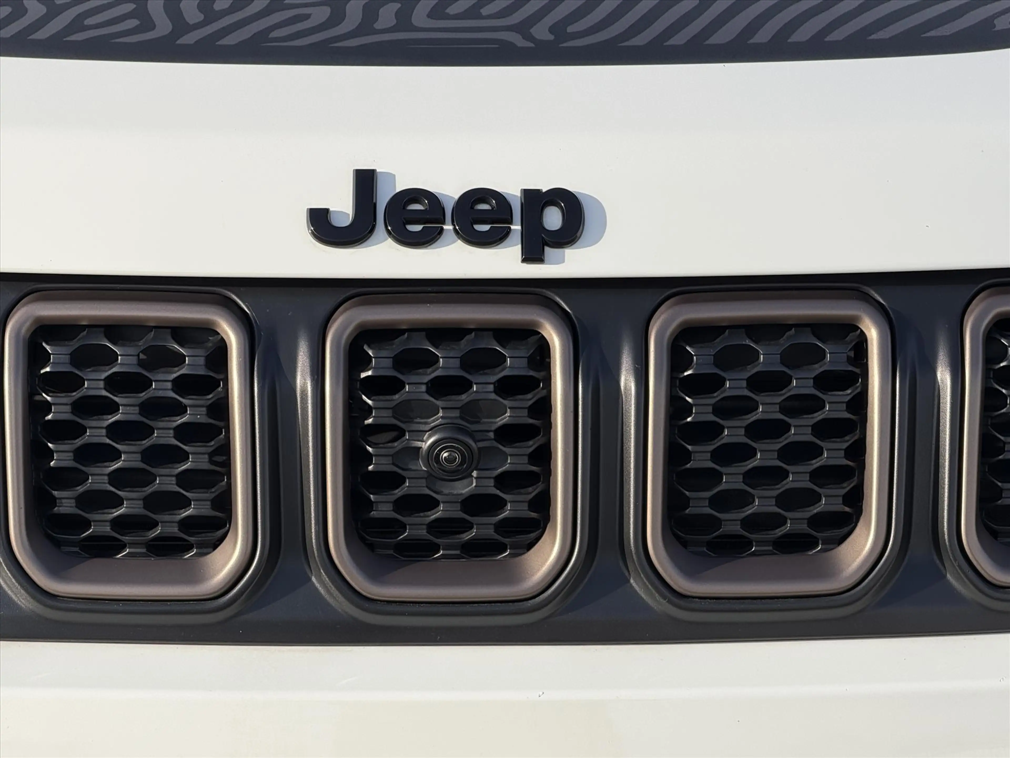 Jeep Compass 1.3T PHEV 4XE 240pk EAWD Automaat Upland Navigatie — photo 14