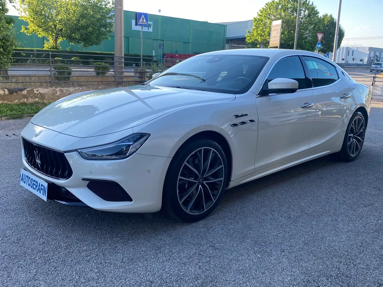 Maserati Ghibli 2021
