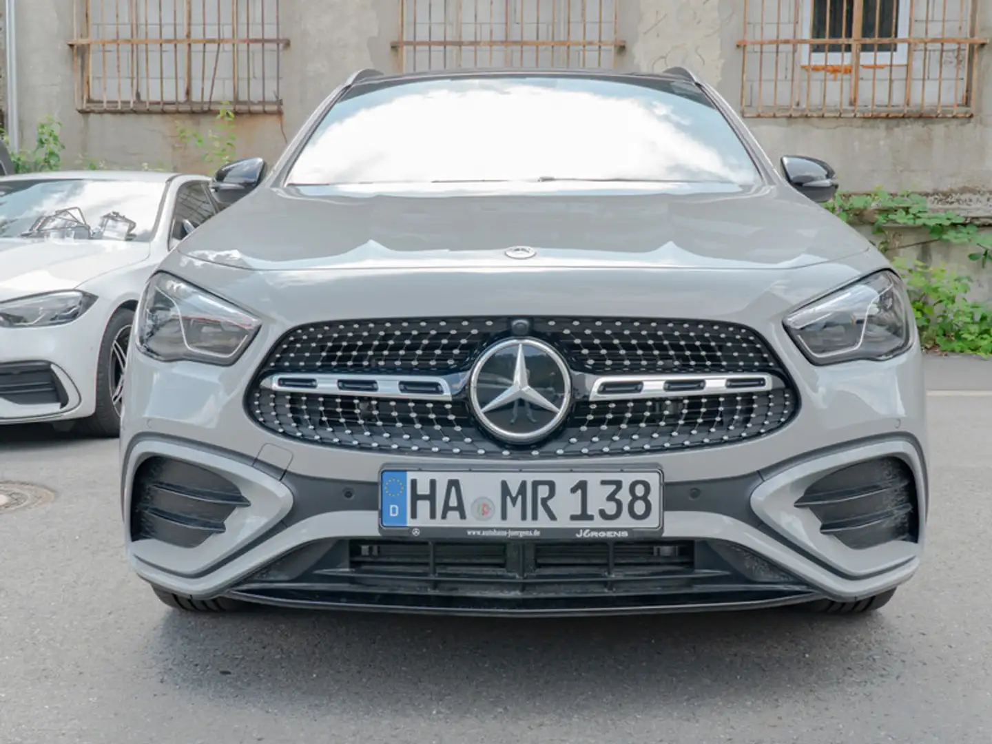 Mercedes-Benz GLA 250 4M AMG-Sport/Pano/Night/AHK/Cam/Distr Gris - 2