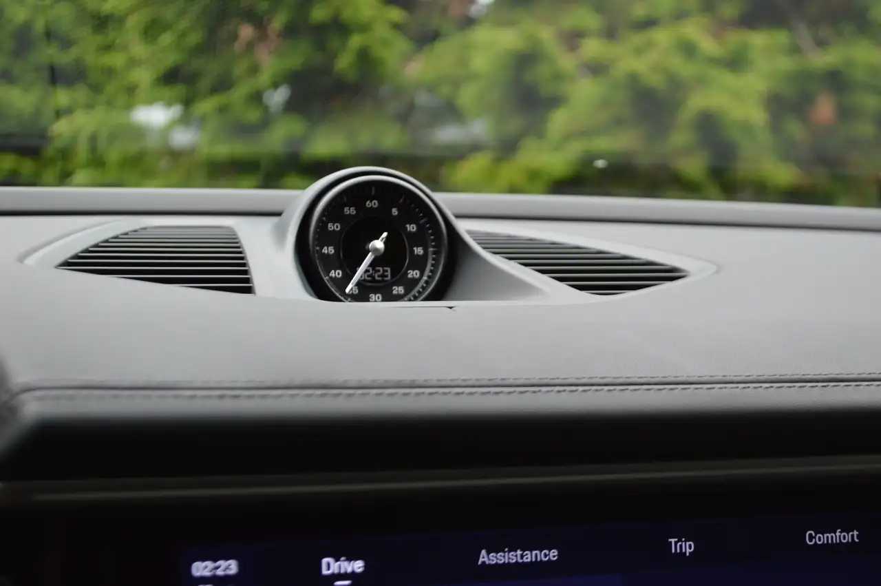 Porsche Macan снимка Porsche Macan