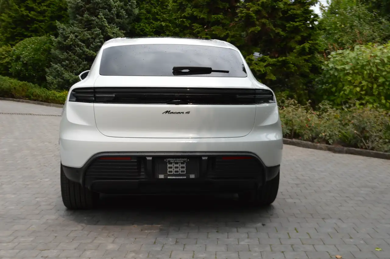 Porsche Macan снимка Porsche Macan