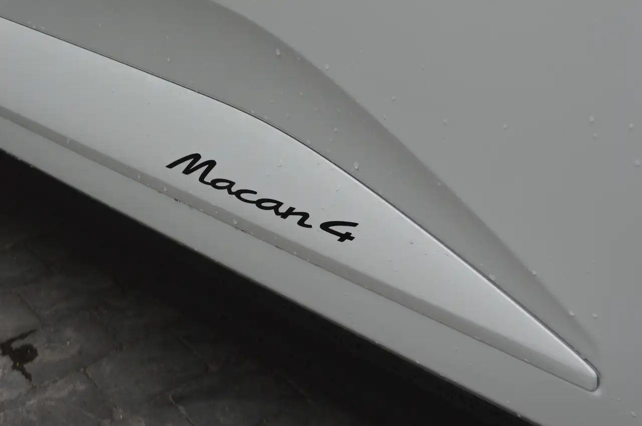 Porsche Macan снимка Porsche Macan