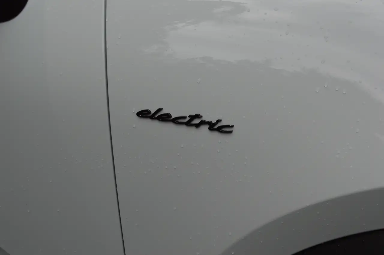 Porsche Macan снимка Porsche Macan