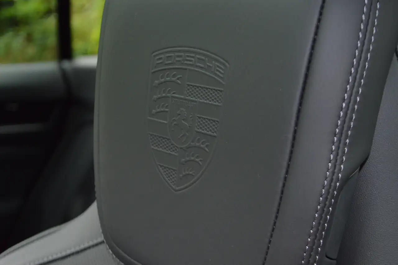 Porsche Macan снимка Porsche Macan