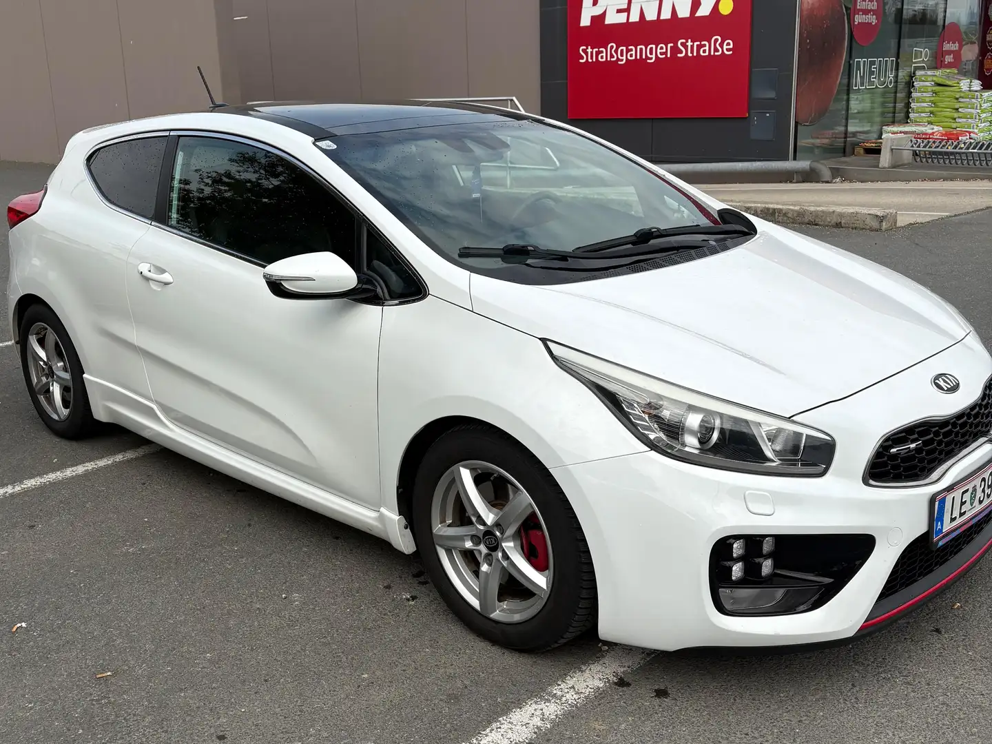 Kia ProCeed / pro_cee'd pro cee'd 1,6 TGDI GT GT Weiß - 2