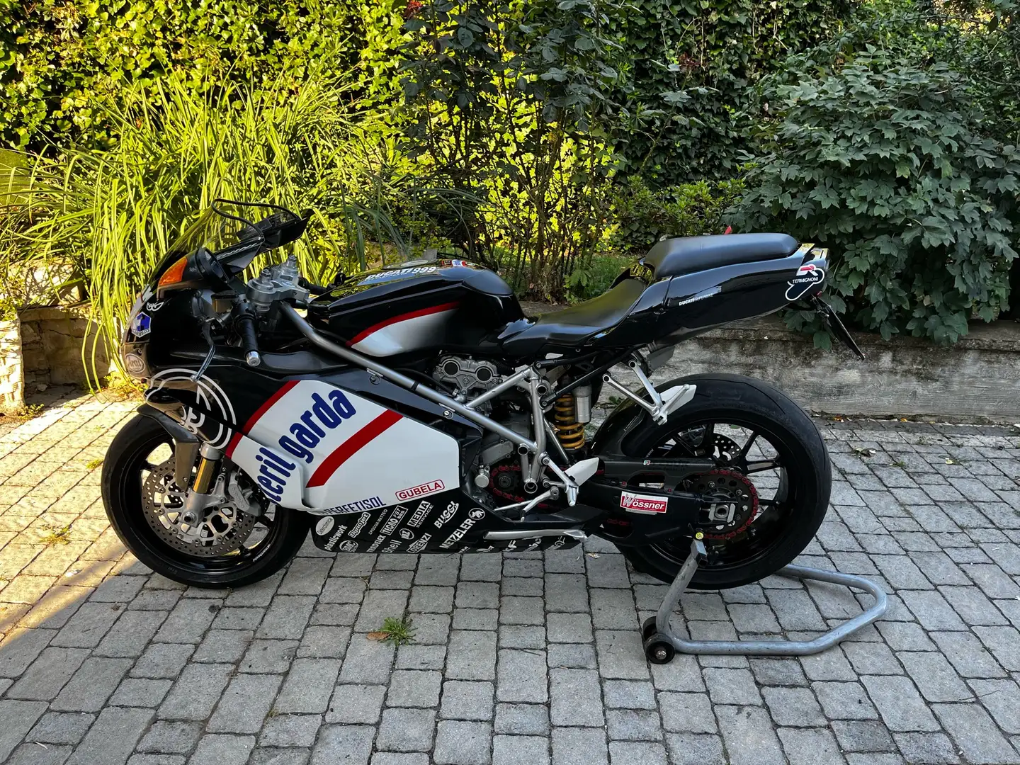 Ducati 749 dark Zwart - 1