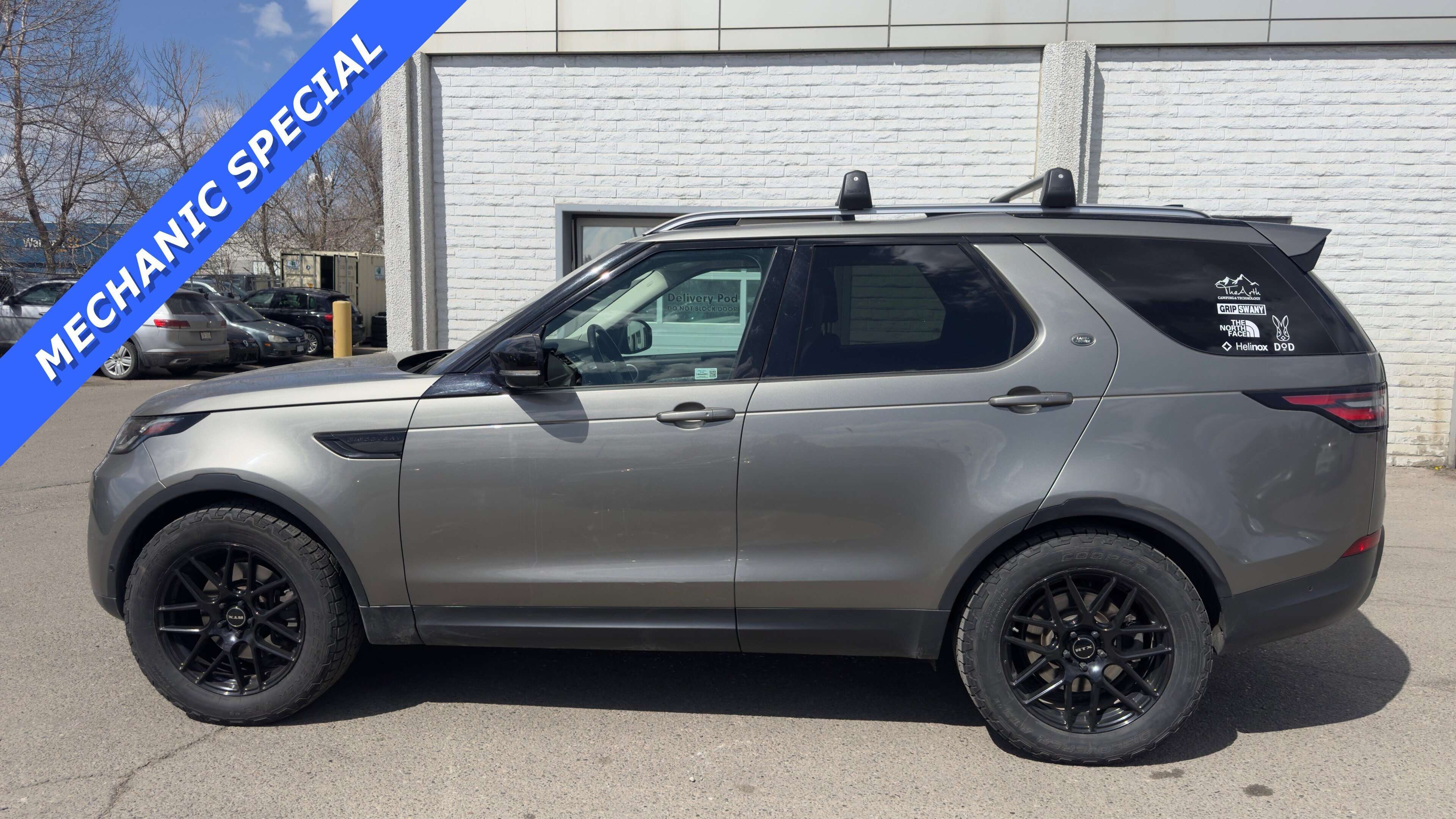 2017 Land Rover Discovery First Edition | MECHANIC SPECIAL | alt 2