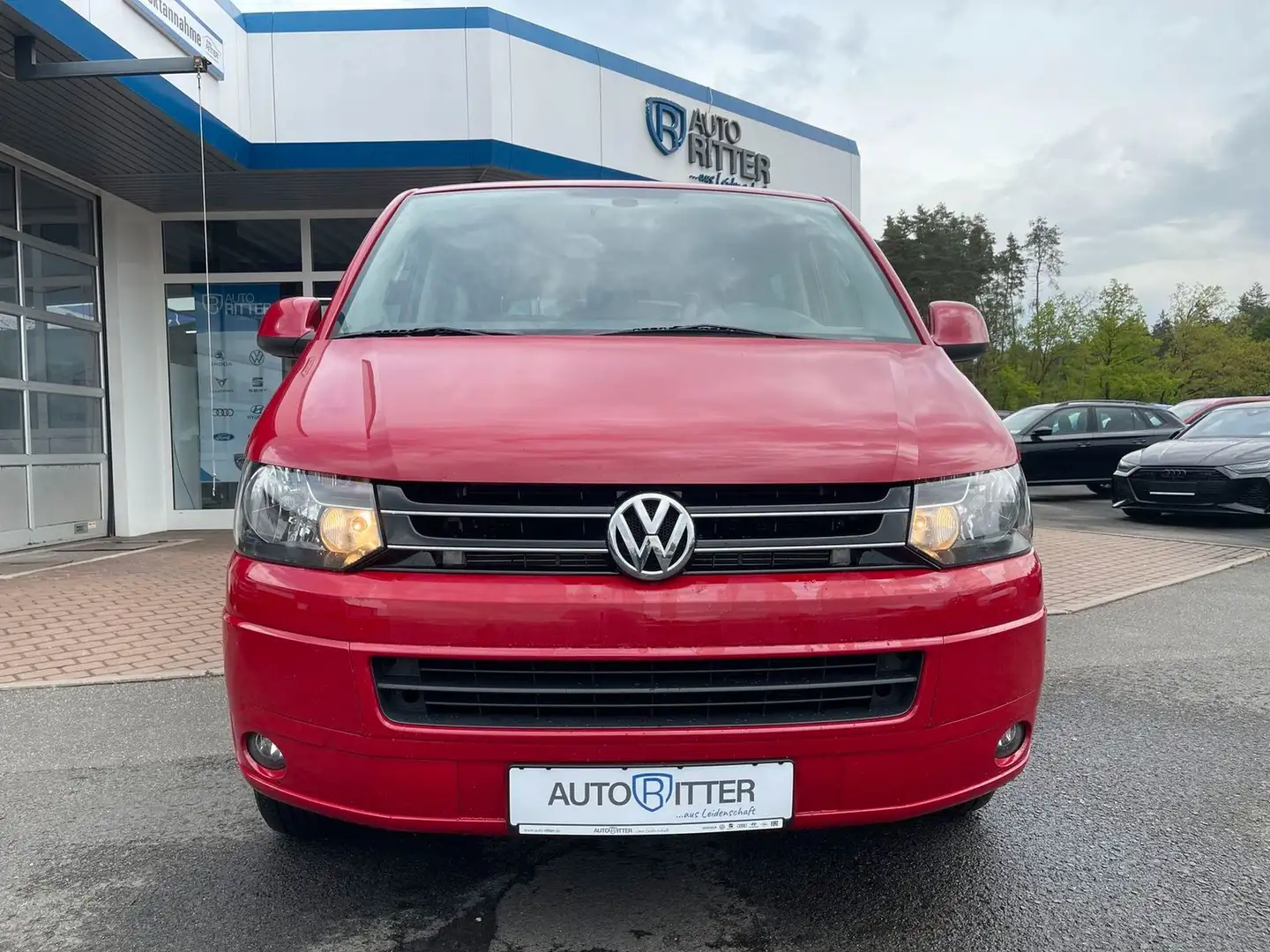 Volkswagen T5 Multivan 2.0 TDI AHK|STDHZG|PANO|NAVI Rot - 2