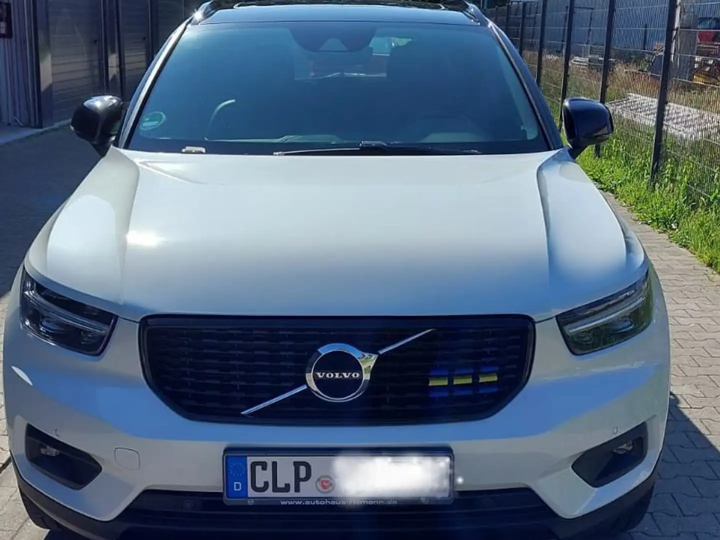 Volvo XC40 XC40 T4 AWD Geartronic R-Design Weiß - 2