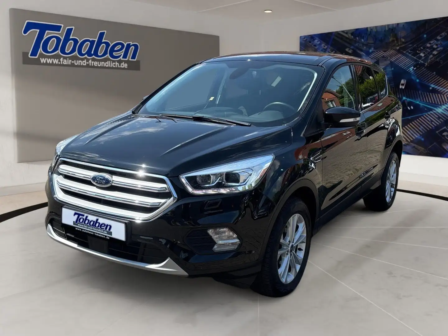 Ford Kuga Titanium 2,0 TDCi 4x4 PowerShift Schwarz - 1