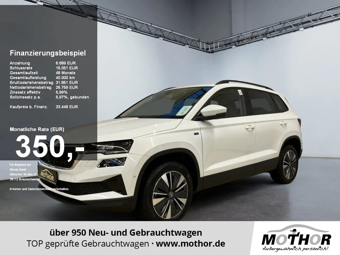 Skoda Karoq Selection 1.5 TSI DSG 360-Grad Kamera AHK Weiß - 1