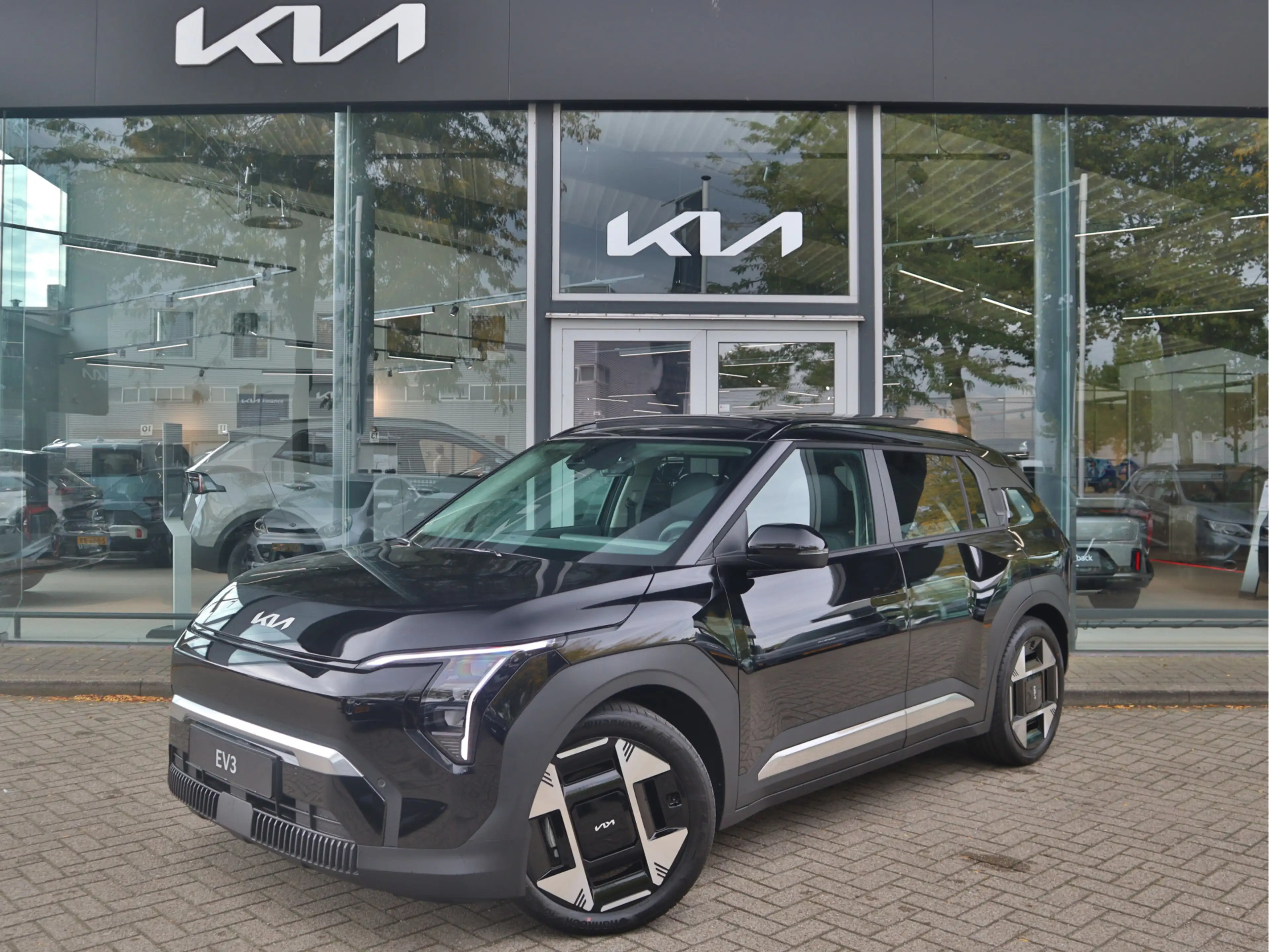 Kia EV3 Plus Advanced 58.3 kWh | Navigatie | Stoel+Stuurve