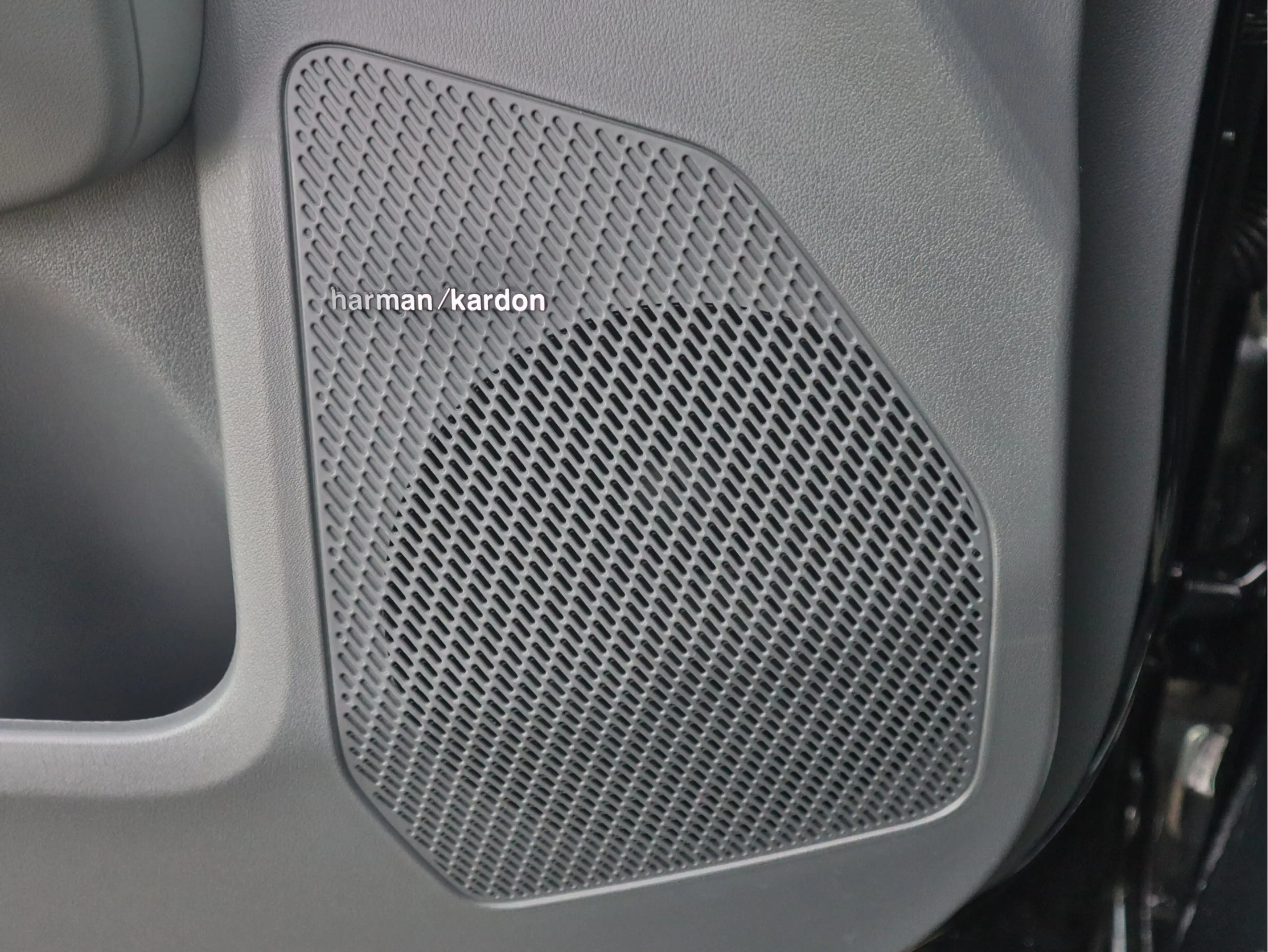 Kia EV3 Plus Advanced 58.3 kWh | Navigatie | Stoel+Stuurve — photo 25