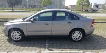 S40 II 2003 2.0d Momentum