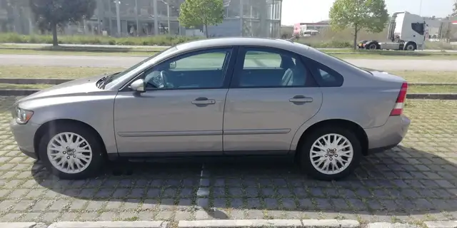 Volvo S40