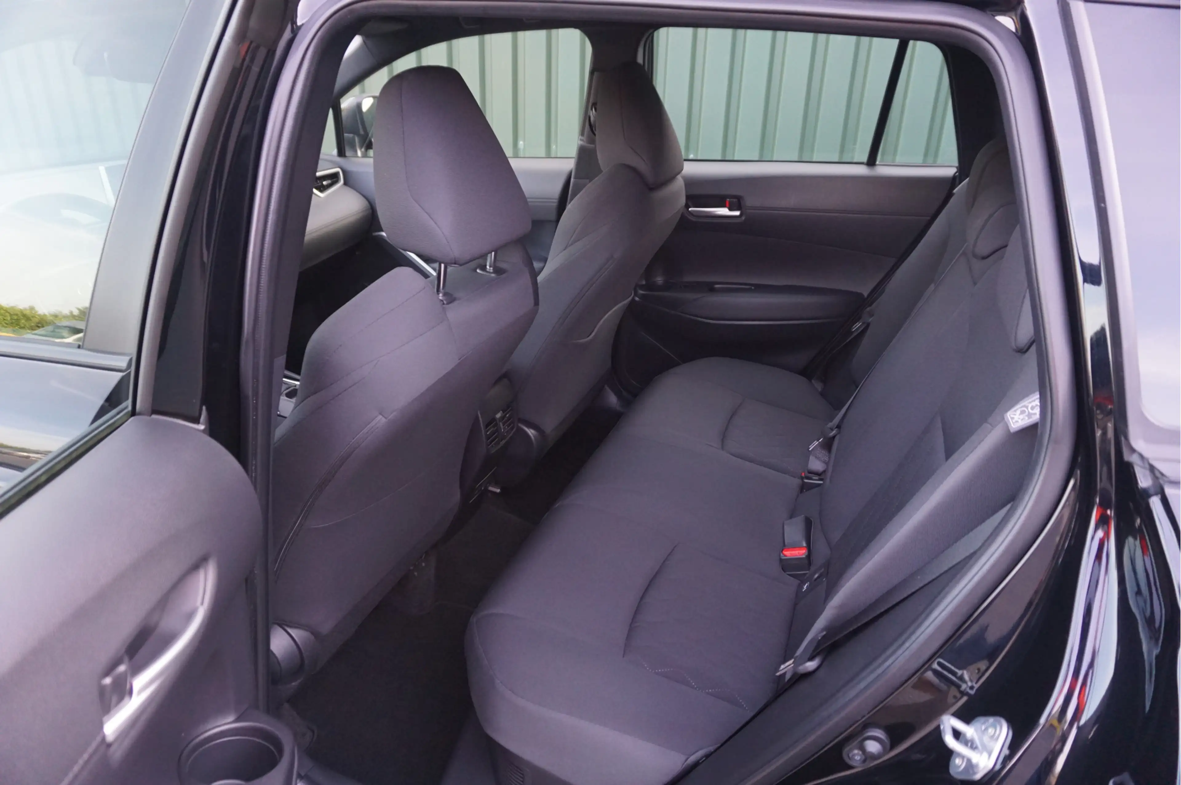 Toyota Corolla Cross Hybrid 140pk Active + Camera/ Carplay/ Cruise/ LED — photo 15