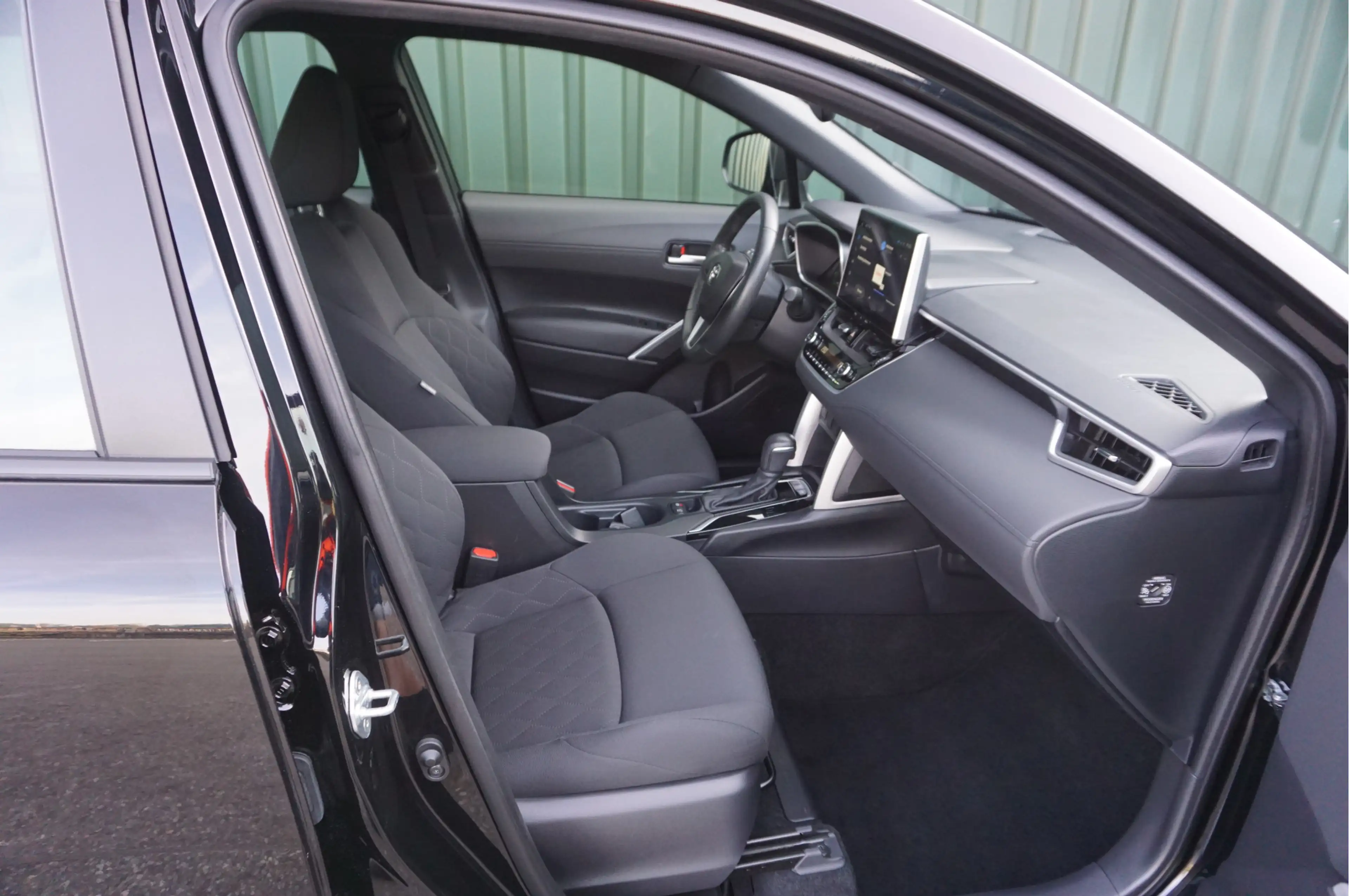 Toyota Corolla Cross Hybrid 140pk Active + Camera/ Carplay/ Cruise/ LED — photo 10