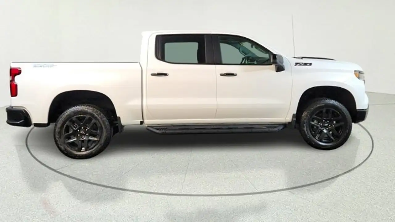 Chevrolet Silverado 1500 снимка Chevrolet Silverado 1500