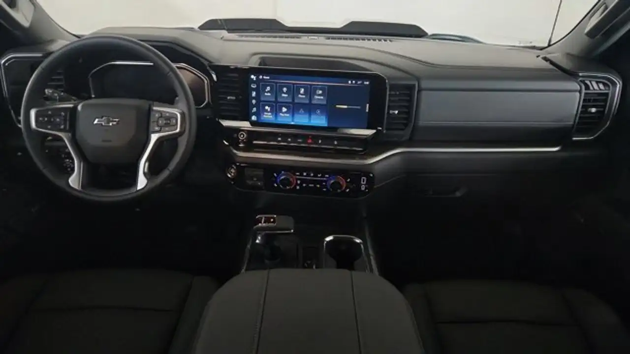Chevrolet Silverado 1500 снимка Chevrolet Silverado 1500