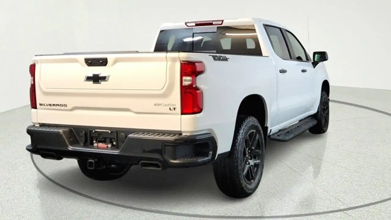 Chevrolet Silverado 1500 снимка Chevrolet Silverado 1500