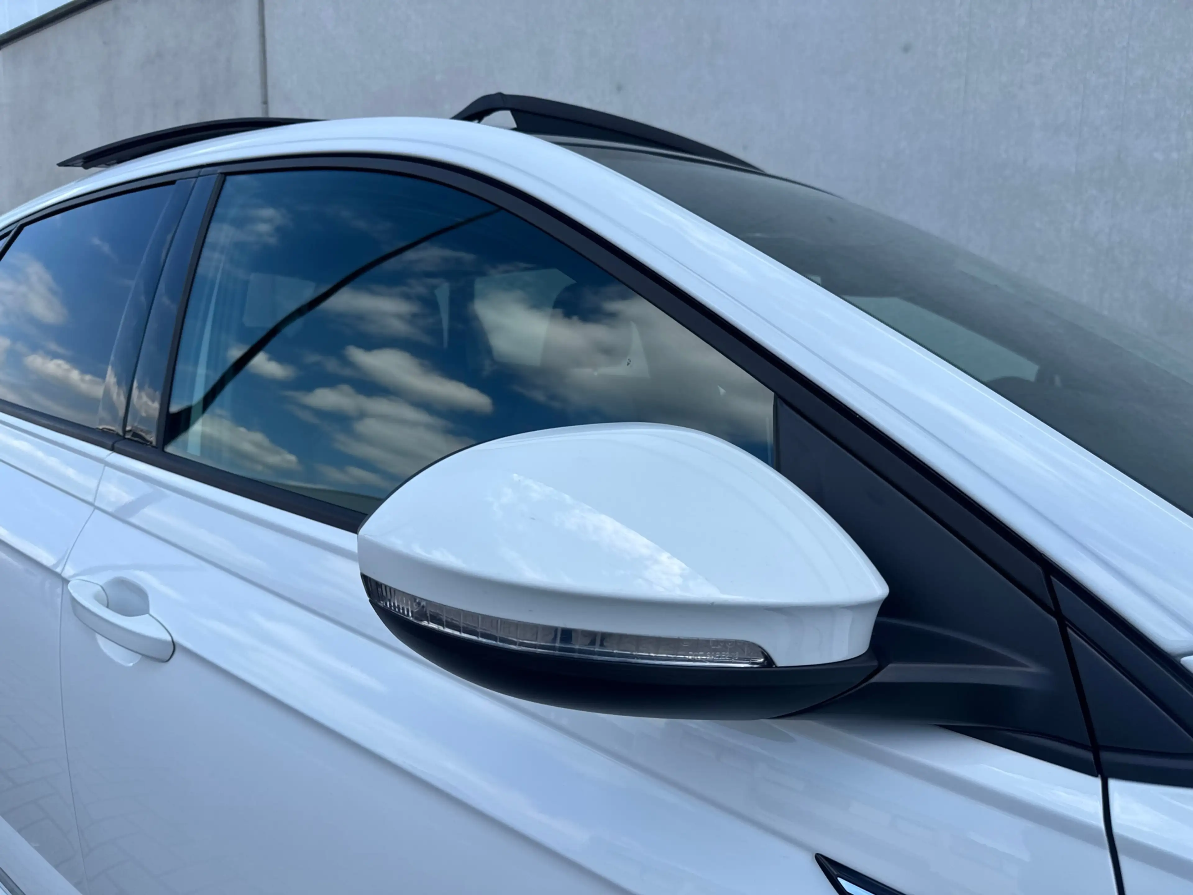 Volkswagen Taigo 1.0 TSI R-Line ACC CAMERA PANO DAK APPLE CAR PLAY — photo 34