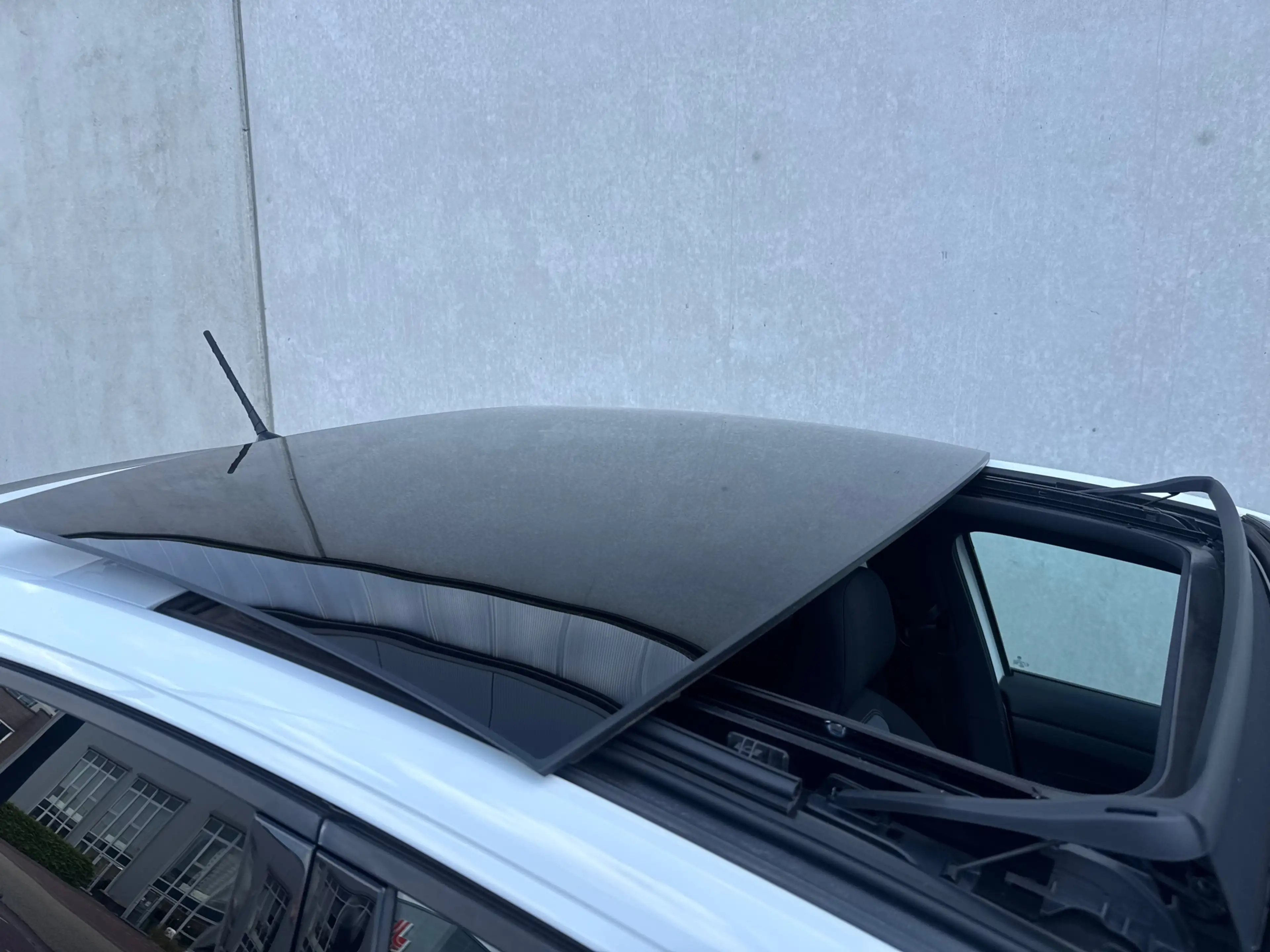Volkswagen Taigo 1.0 TSI R-Line ACC CAMERA PANO DAK APPLE CAR PLAY — photo 20