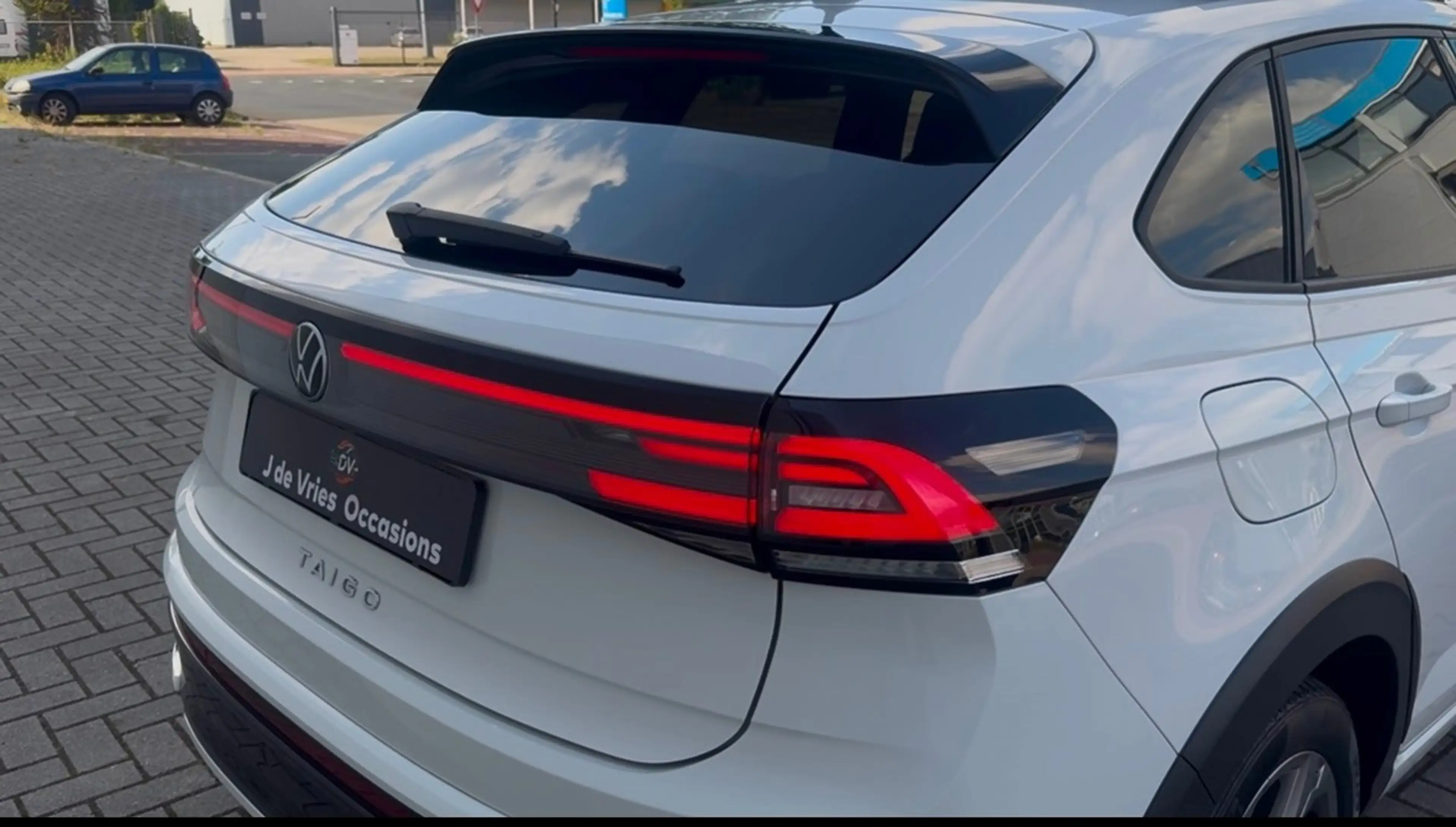 Volkswagen Taigo 1.0 TSI R-Line ACC CAMERA PANO DAK APPLE CAR PLAY — photo 23