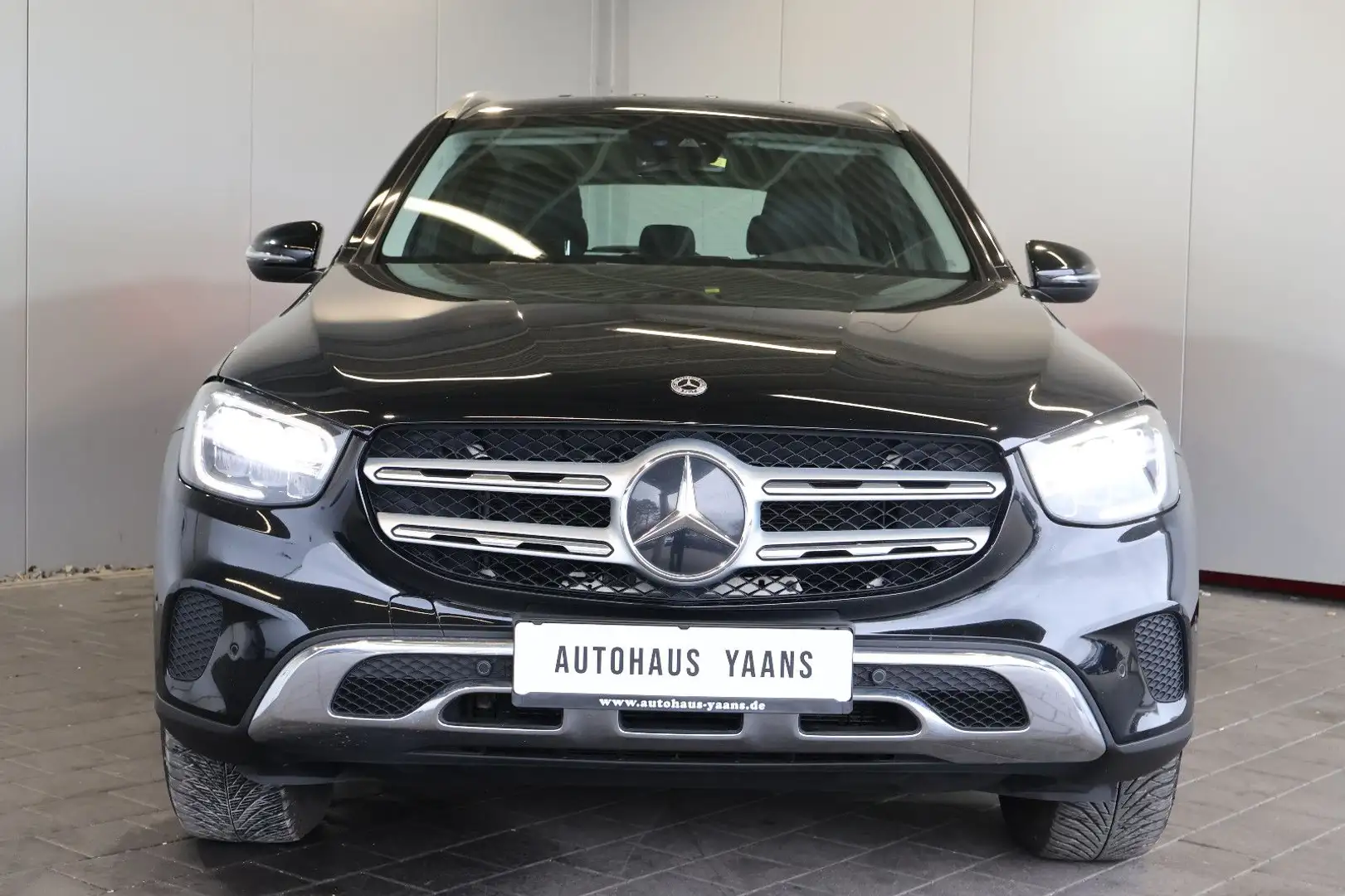 Mercedes-Benz GLC 300 de 4Matic DISTRONIC+WIDE+KAM+LED+AHK Noir - 2