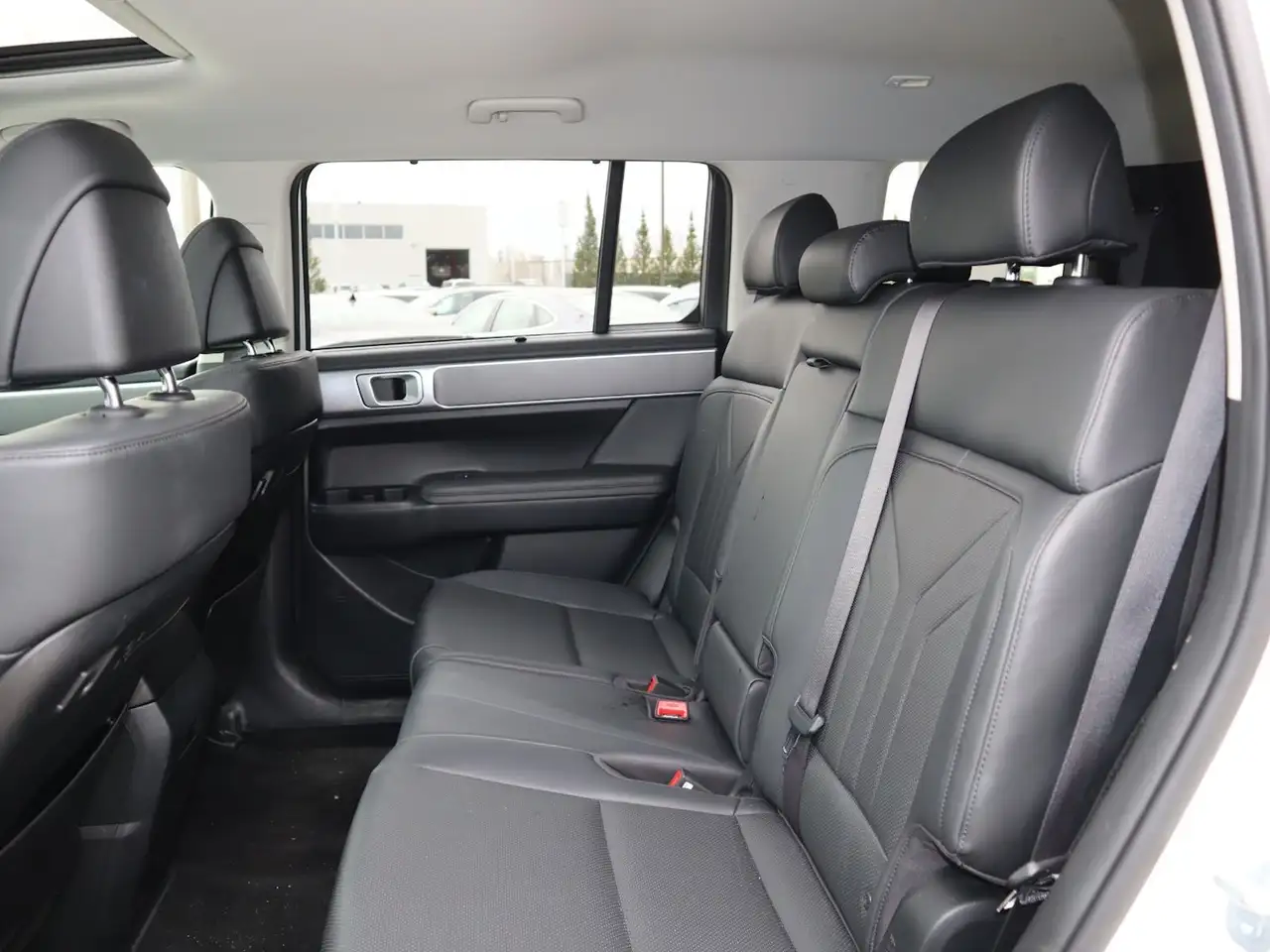 Hyundai SANTA FE снимка Hyundai SANTA FE
