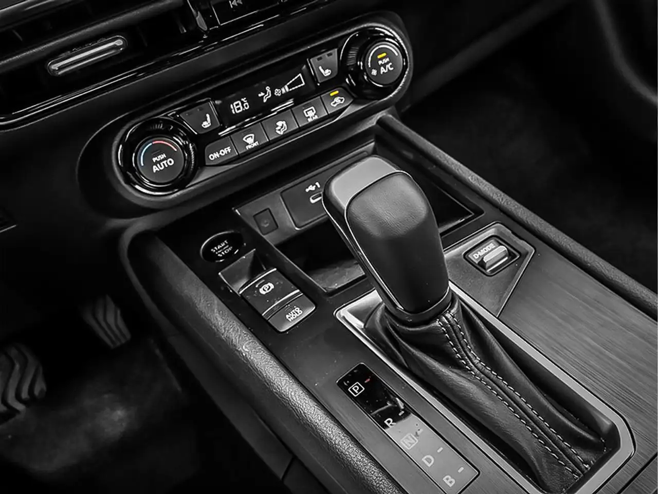 Nissan Kicks снимка Nissan Kicks