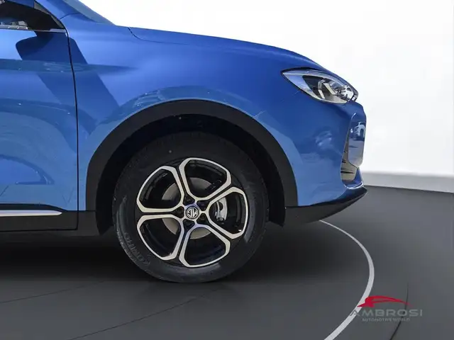 MG ZS view 7