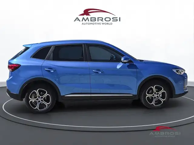 MG ZS view 4