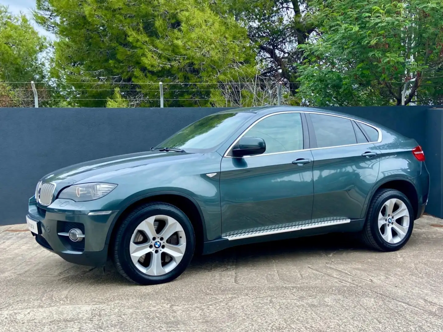 BMW X6 xDrive 50iA Gris - 1