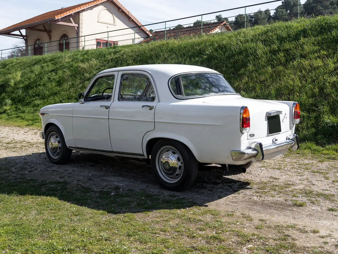 Alfa Romeo Giulietta Ti Weiß - 2