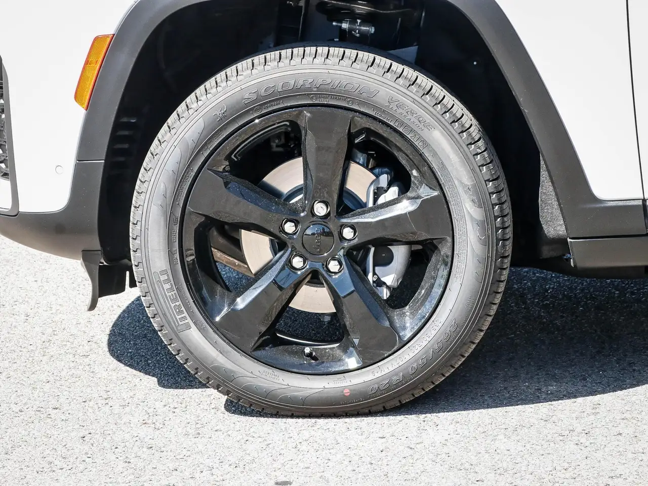 Jeep Grand Cherokee photo Jeep Grand Cherokee
