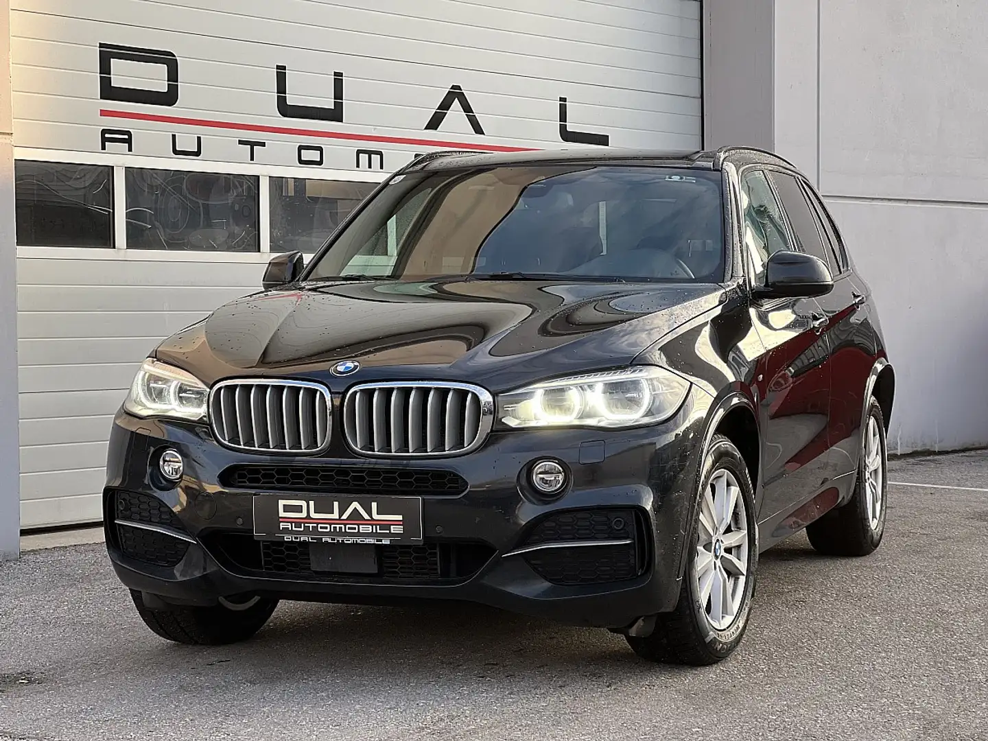 BMW X5 xDrive40d Aut.|M-PAKET|LED|ACC|AHK|NAVI Schwarz - 1