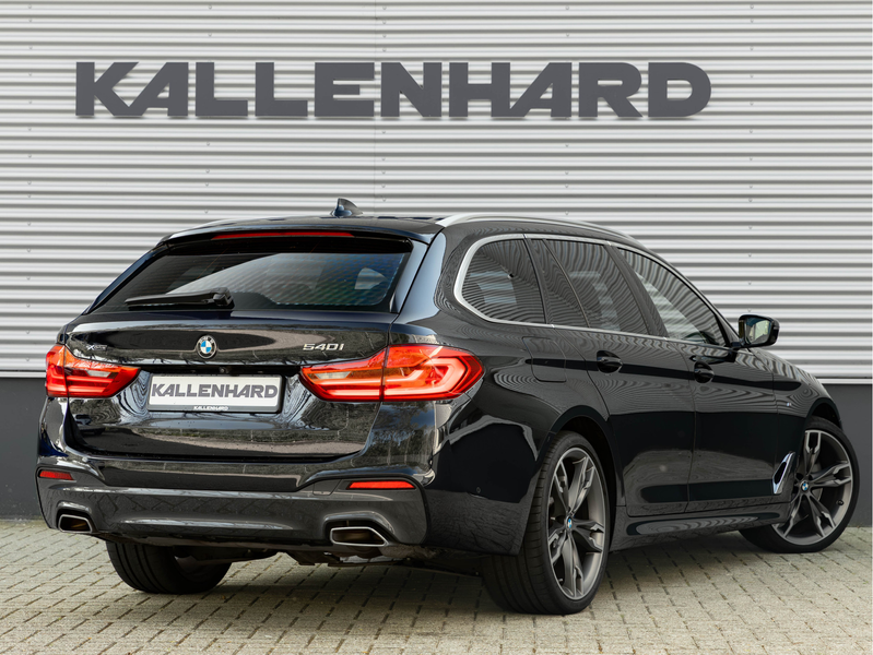 BMW 540 5-serie Touring 540i xDrive M-Sport - Pano - Activ — photo 2
