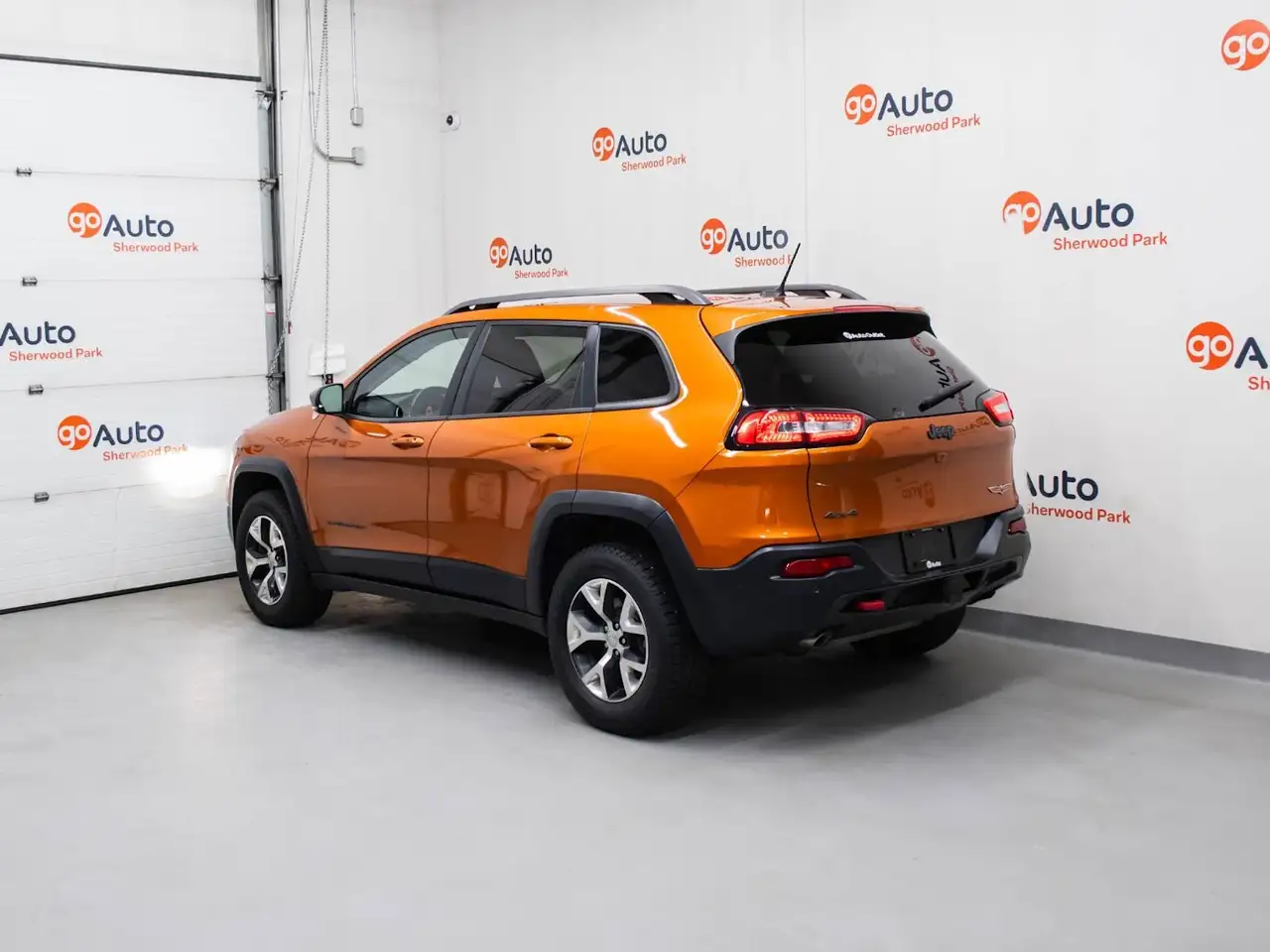 Jeep Cherokee снимка Jeep Cherokee
