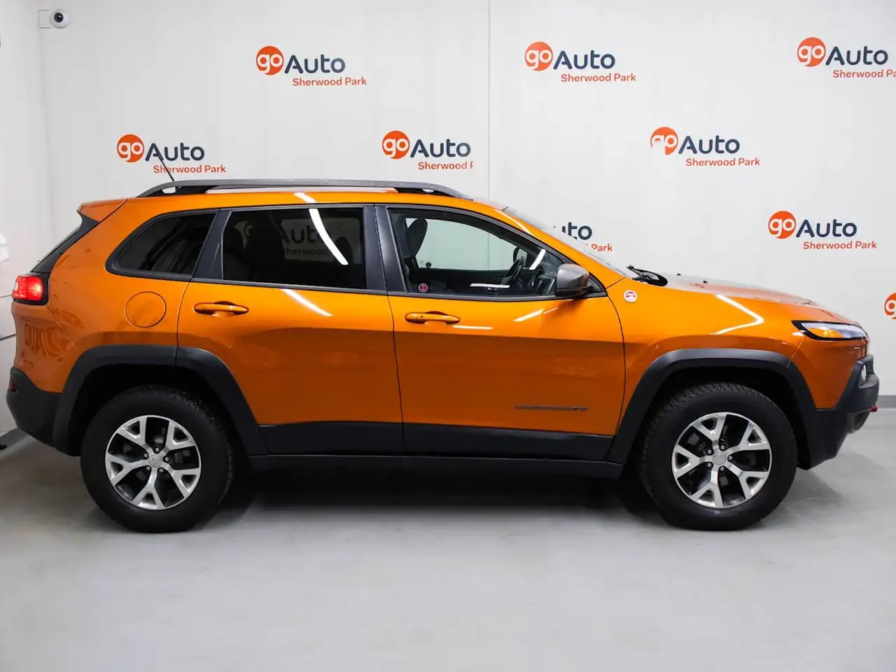 Jeep Cherokee снимка Jeep Cherokee